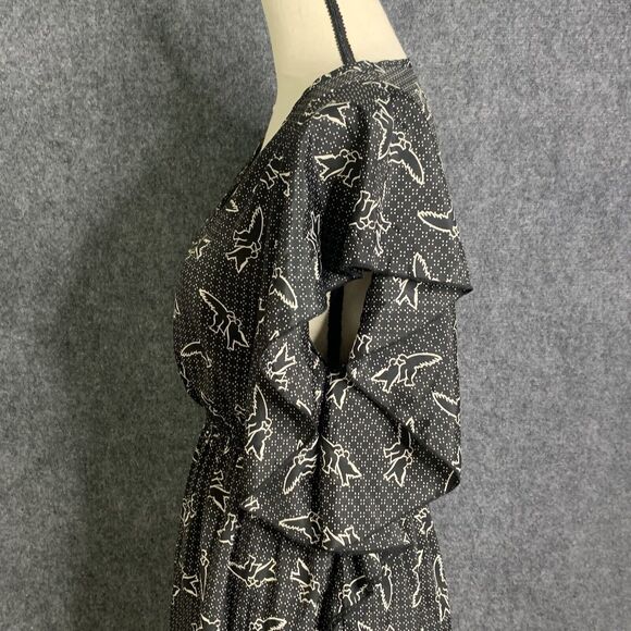 Everly Ruffled Sleeve Pullover Dress Black W/ Birds Short Light Wt Elastic Waist - Picture 6 of 12
